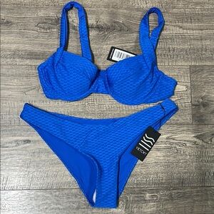 Blue Textured Bikini Set with Underwire Support